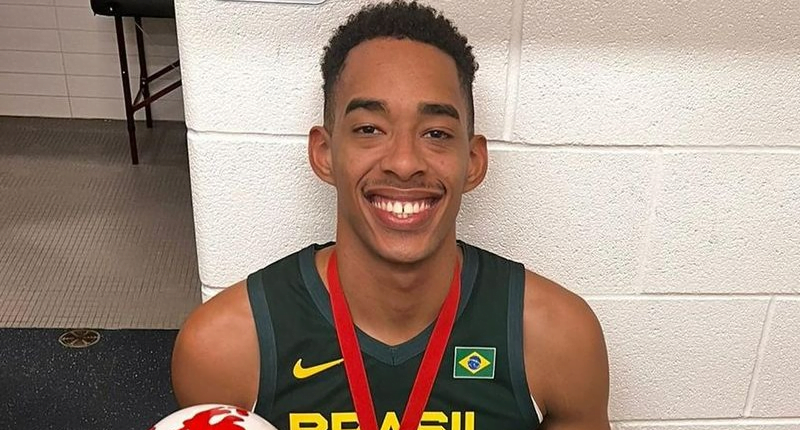 Reforço no garrafão; Basquete Unifacisa assina com o jovem pivô Rafael Rachel