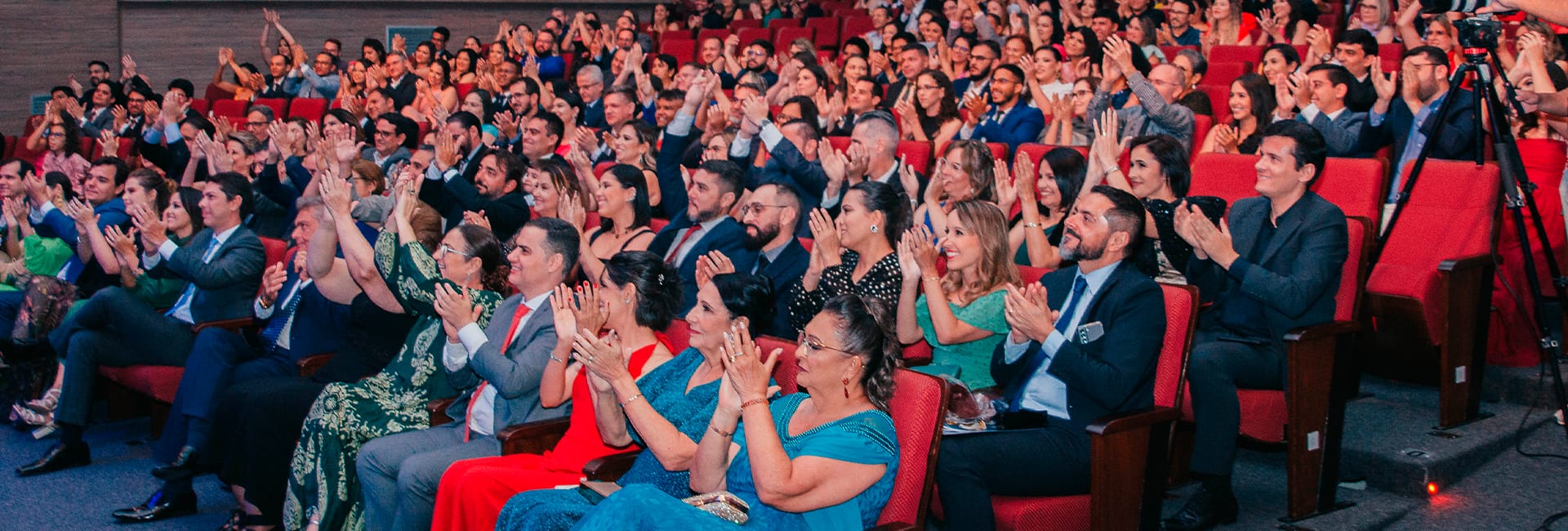 Cerimônia da II Edição do Prêmio Educadores do Ano acontecerá sábado (19) no Teatro Facisa 