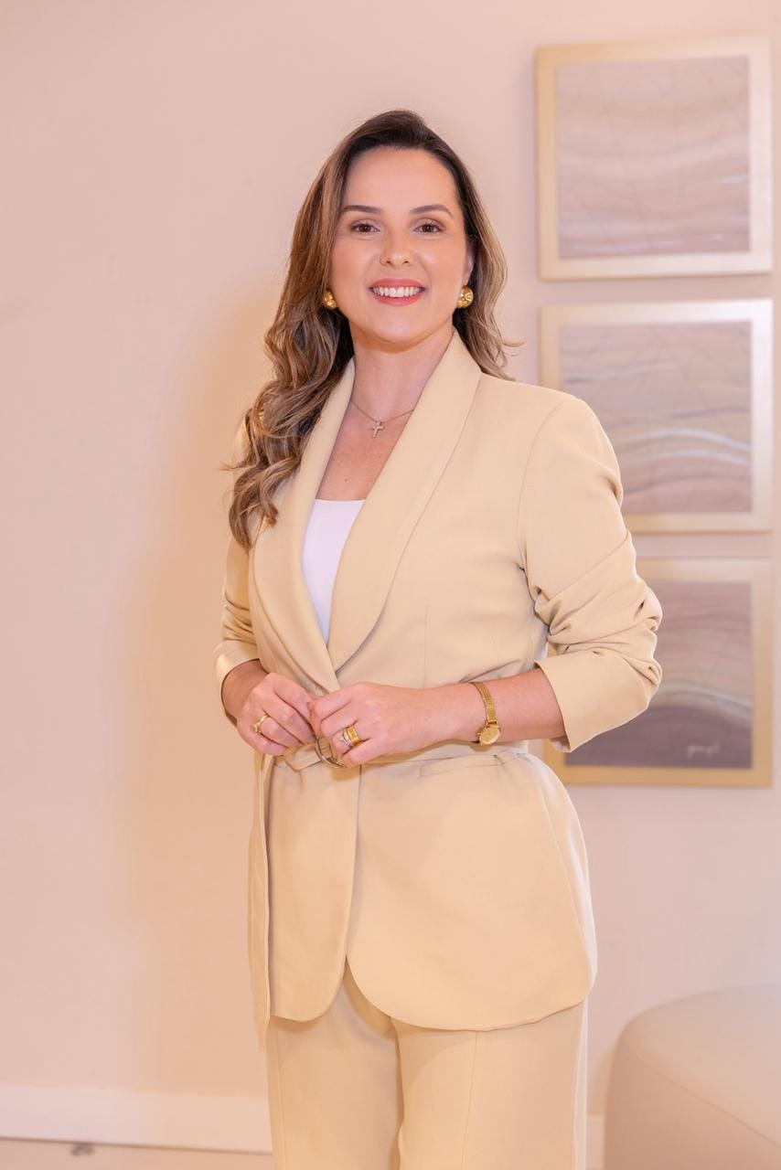 Foto do Professor Thacira Dantas Almeida Ramos