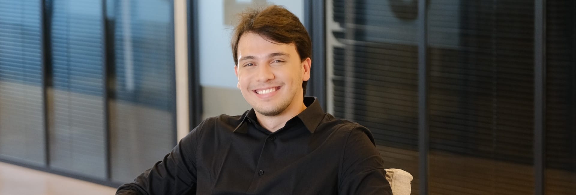 “A ciência vale a pena” : Rafael, egresso de Psicologia, conquista vaga em um dos mestrados mais concorridos do país