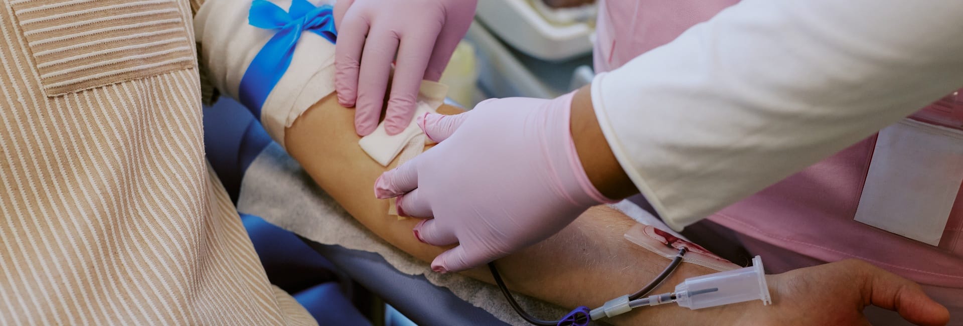 Unifacisa promove Trote Solidário com doação de sangue e cadastro de medula em parceria com Hemocentro da Paraíba