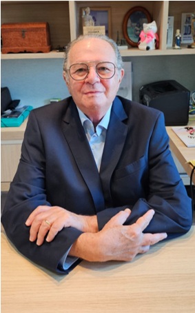 Foto do Professor Dr. Gen&aacute;rio Barbosa (Coordenador)